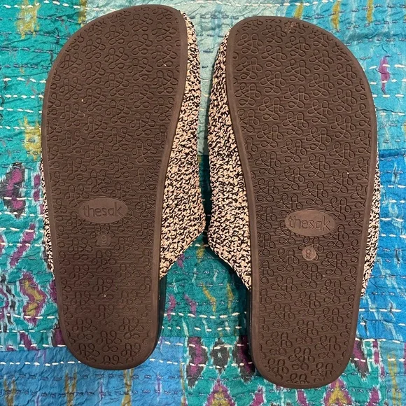 The Sak Monochrome Woven Slip-Ons - Picture 3 of 3